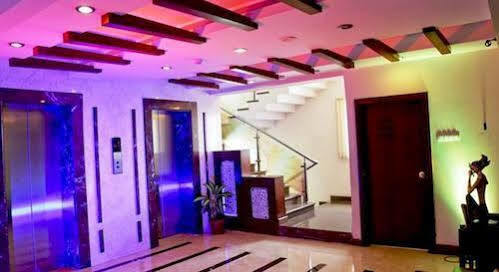 העיר בנגלור Hotel Abhimaani Vasathi, Rajajinagar מראה חיצוני תמונה